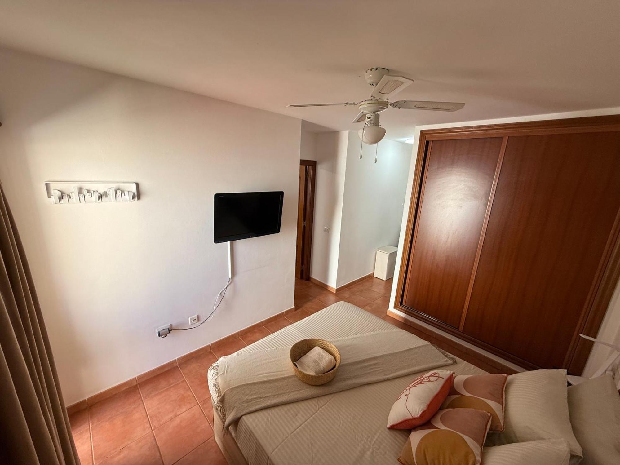 Apartamento Brisas Del Sur - Oasis Tenerife Sur Плайя-де-Сан-Хуан Экстерьер фото